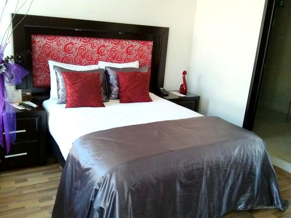 M Hoteles Concepto Morelia Exterior foto